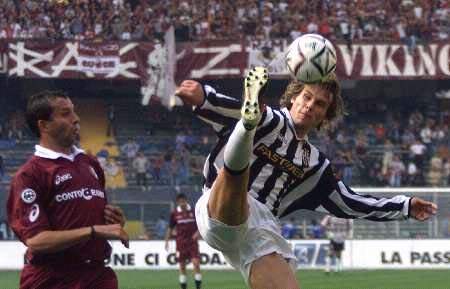 富保罗：里夫斯可以留在湖人，前提是新合同别太过分（富保罗：只要新合同不过分，湖人将继续留下里夫斯）