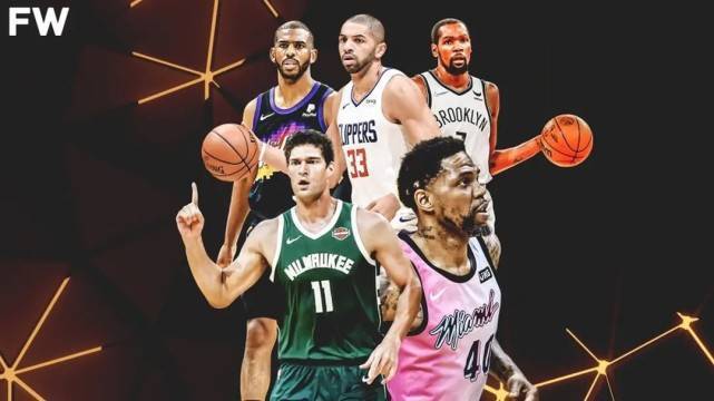 英超名宿齐批罗梅罗太疯狂：球队还有机会，这红牌完全没必要（英超名宿集体炮轰罗梅罗过于鲁莽：球队尚有转机，这张红牌毫无必要）