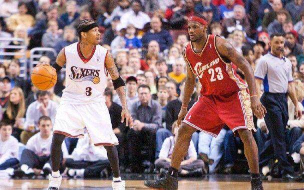 记者：萨拉赫不会随队出征国米，决定由高层和斯洛特共同作出（记者：俱乐部高层与斯洛特共同决定，萨拉赫不随队出征对阵国米）