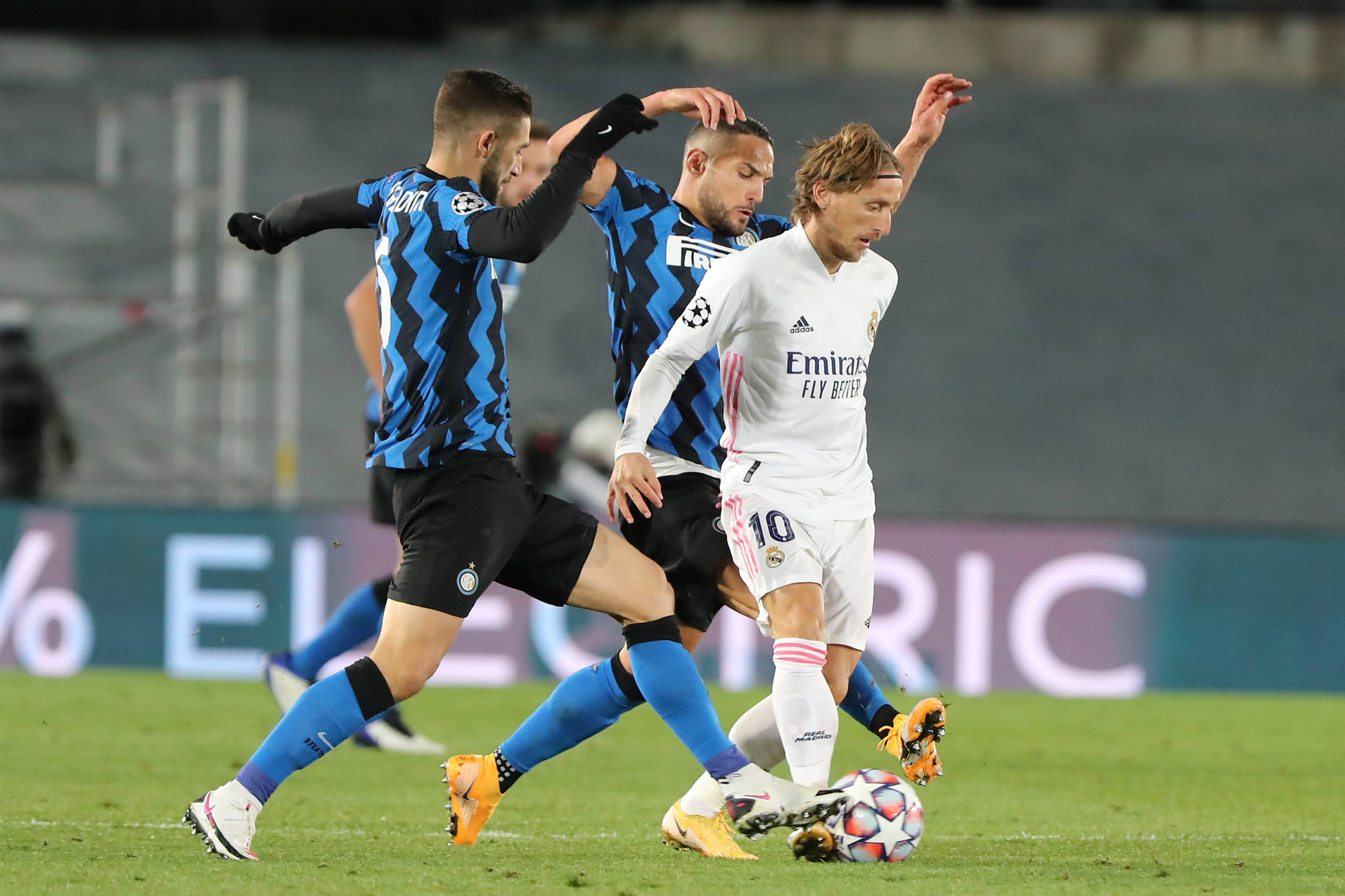 桑托斯主帅：计划内马尔能参加下轮巴甲，本轮他膝盖不适缺席（桑托斯主帅：内马尔本轮因膝盖不适缺阵，预计下轮巴甲复出）