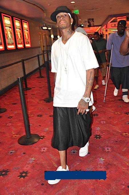 篮网队小波特半场25分创生涯半场最高得分纪录（篮网小波特半场轰下25分，刷新生涯半场得分纪录）