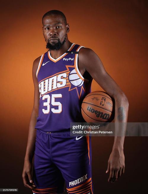 世上最好的PE标的，是皇马11个人踢出来的现金流奇迹（顶级PE标的，皇马十一人踢出的现金流奇迹）