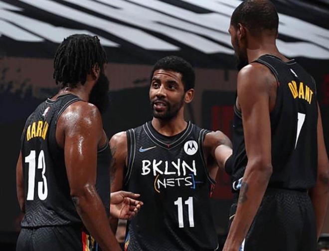 瓦塞尔：限制文班出场是为长远打算；防守一直是我们立身之本（瓦塞尔：控制文班上场时间为长远考虑，防守是我们的立足根基）